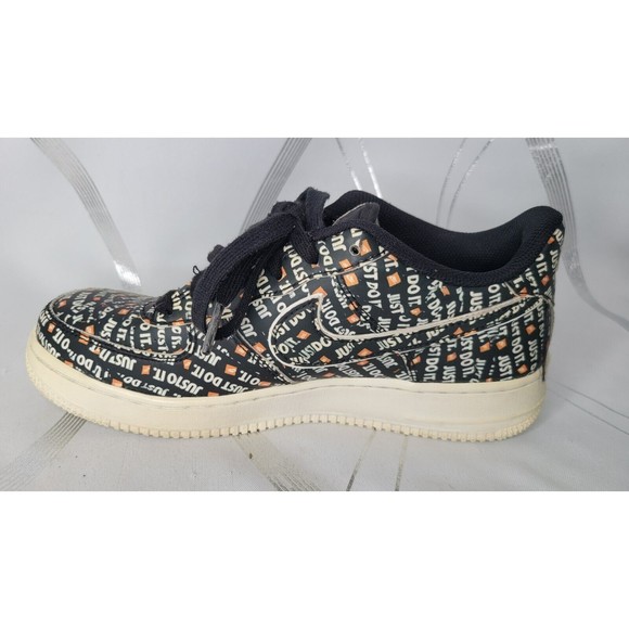 Nike Air Force 1 JUST DO IT Sneakers 7 Youth‎ Childrens Black Lace Up Shoes - Picture 3 of 13